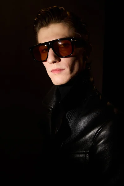 Look 43